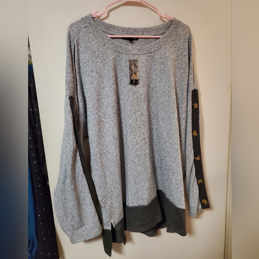 Plus Size Button Sleeve Knit Top